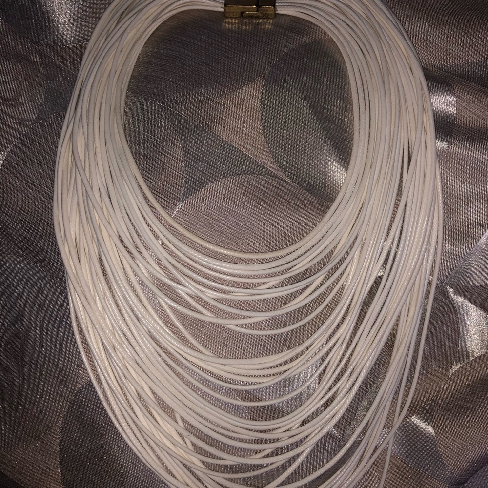 White statement necklace